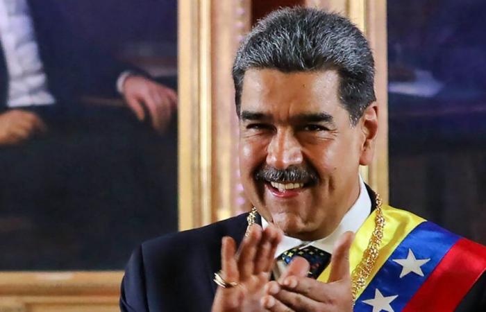 Maduro investe per un terzo mandato: un “colpo di stato”