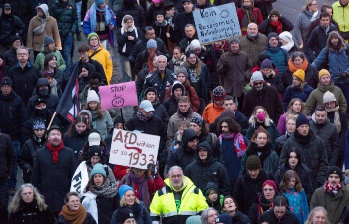 La Germania affronta la violenza contro i funzionari eletti