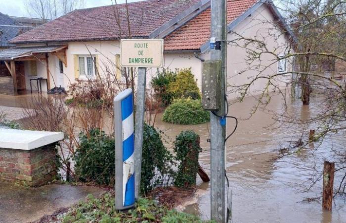 Immagini impressionanti dell’alluvione dell’Epte nella campagna intorno a Gournay-en-Bray