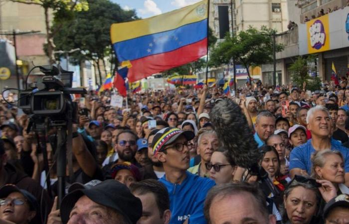 in Venezuela, manifestanti in piazza per contestare la rielezione di Maduro