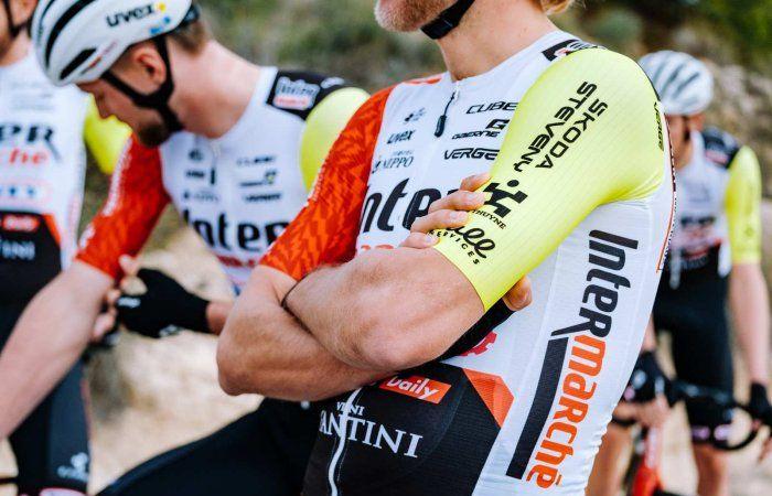 Hutchinson torna ai vertici del ciclismo professionistico con Intermarché-Wanty!