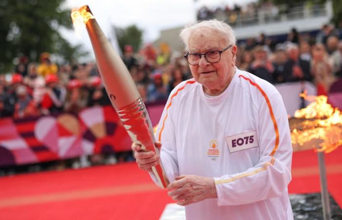 Morte di Roger Lebranchu, ex combattente della resistenza e più anziano portatore della fiamma olimpica