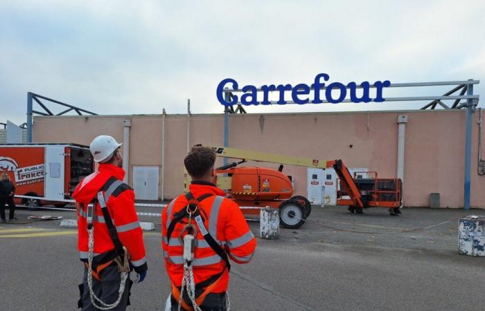 Normandia. Il passaggio alla gestione del leasing di diversi negozi Carrefour preoccupa la CFTC