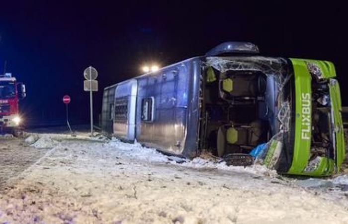 L’incidente del bus Flixbus provoca due morti in Germania