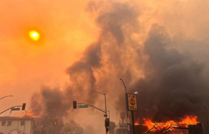 Le perdite dovute agli incendi di Los Angeles potrebbero raggiungere i 150 miliardi di dollari economia