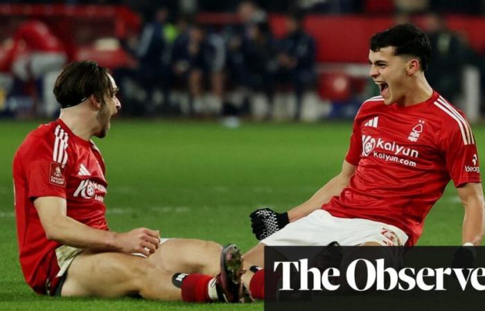 Riepilogo della FA Cup: il Forest si diverte nello spirito del ’59 contro il Luton mentre l’Exeter sconvolge Oxford | Coppa d’Inghilterra