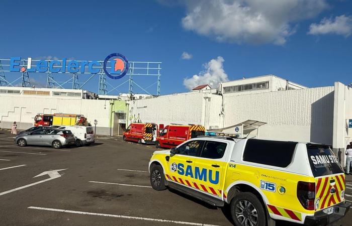 Il centro commerciale Place d’Armes du Lamentin è stato temporaneamente evacuato a causa di una fuga di gas