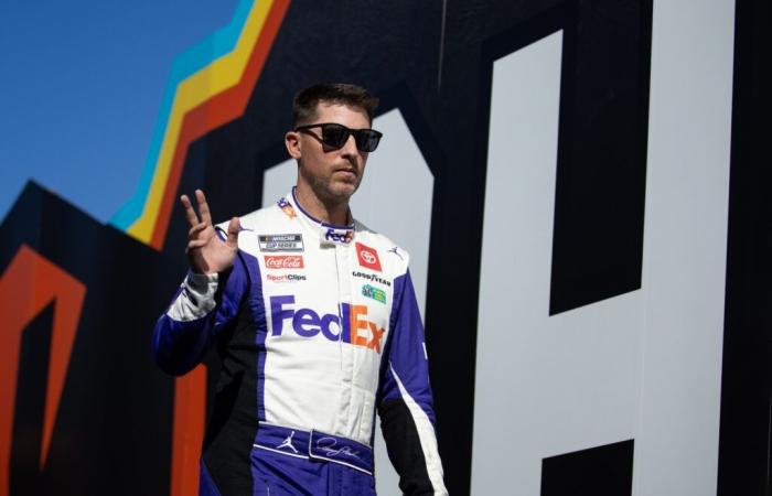 Licenziato di nuovo: perché Denny Hamlin non è nelle previsioni dei fan per il Campionato 4 del 2025.