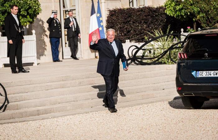 Gérard Larcher non vuole “né sospensione né abrogazione”