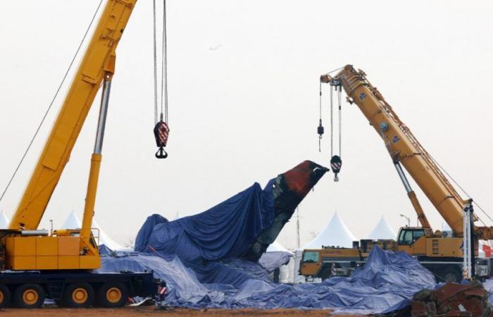 Incidente aereo in Corea del Sud: spiacevole sorpresa nell’analizzare le scatole nere, le autorità indagheranno “sulla causa della perdita di dati”