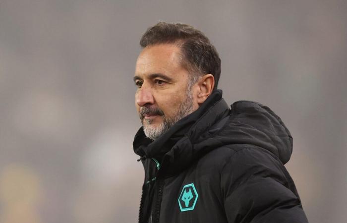 I tifosi chiedono a Vitor Pereira di “vendere immediatamente” la prima squadra dei Wolves che ha perso il possesso palla sette volte contro il Bristol City