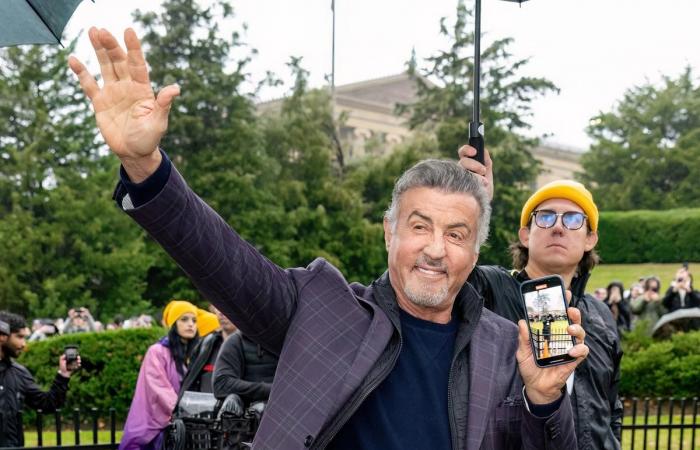 Sylvester Stallone doppiato dall’intelligenza artificiale per Amazon Prime? Tifosi KO in piedi