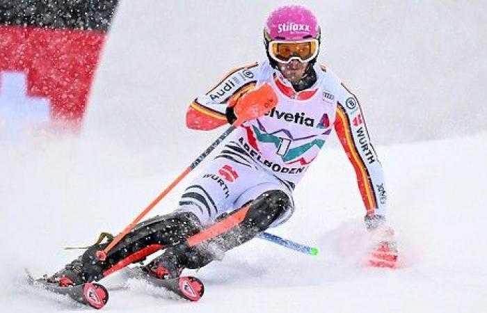 Sci alpino: Feller primo nello slalom di Adelboden