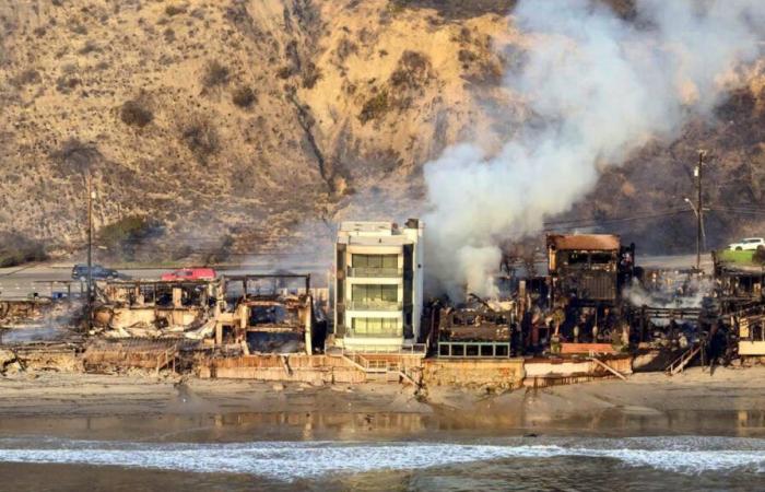 Los Angeles: questa villa ha sfidato le fiamme