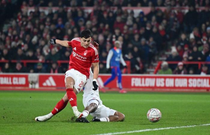 Valutazioni dei giocatori del Nottingham Forest contro Luton con Ramon Sosa protagonista e un altro giocatore ottiene 9/10