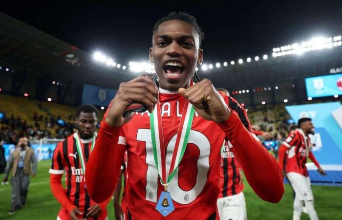 Rafael Leão sogna di vincere il Pallone d’Oro, ma non solo…