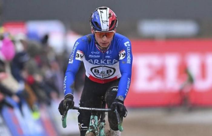 Clément Venturini intrattabile e incoronato campione francese di ciclocross per la settima volta