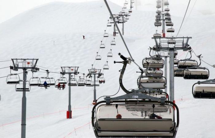 Hautes-Alpes: un bambino gravemente ferito dopo una caduta in seggiovia