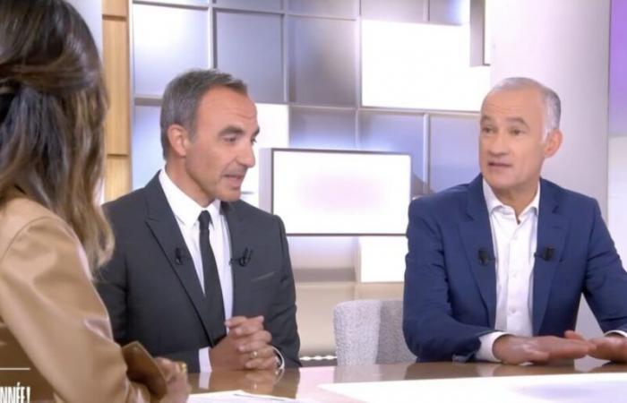 Gilles Bouleau e Nikos Aliagas parlano in televisione del loro lavoro “molto fisico”.