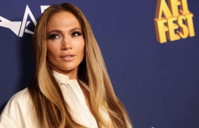 Jennifer Lopez cancella tutti gli impegni mediatici a sostegno delle vittime