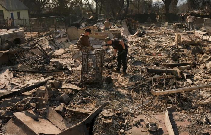 Sedici vittime si contano ora negli incendi di Los Angeles