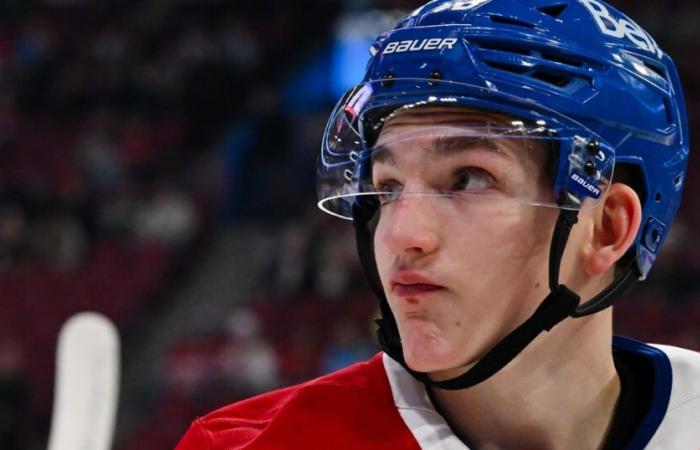 Lane Hutson si ritrova nell’élite della NHL