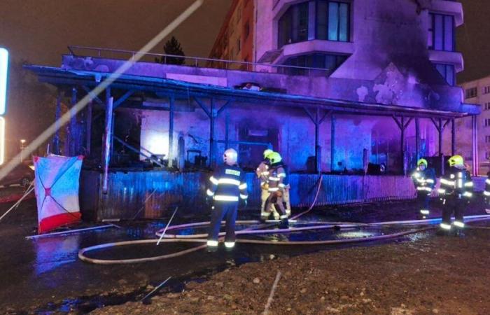 Fornace mortale in un ristorante: sei morti