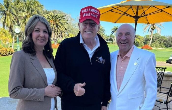 Danielle Smith ha incontrato Donald Trump a Mar-a-Lago