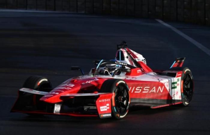 Oliver Rowland vince l’E-Prix del Messico davanti alle Porsche, Jean-Éric Vergne quinto