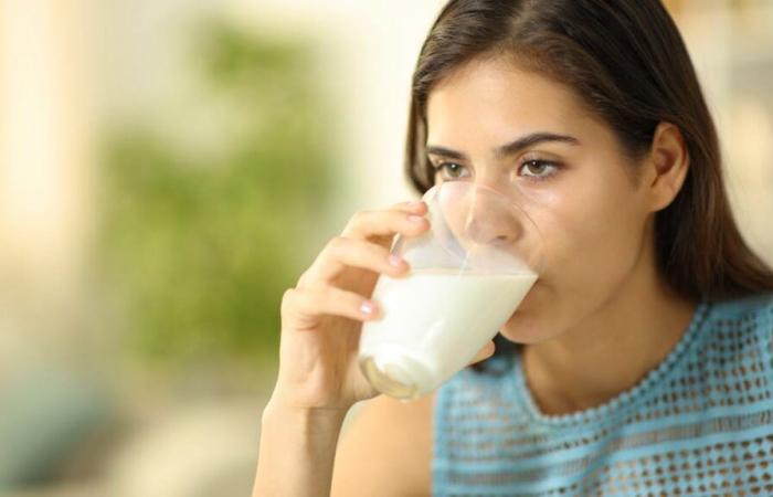 Un bicchiere di latte al giorno riduce il rischio di cancro del colon-retto