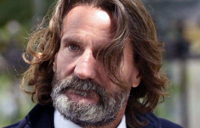 “Non sono svezzato”: Frédéric Beigbeder stroncato da un infarto, lo scrittore ricoverato in terapia intensiva