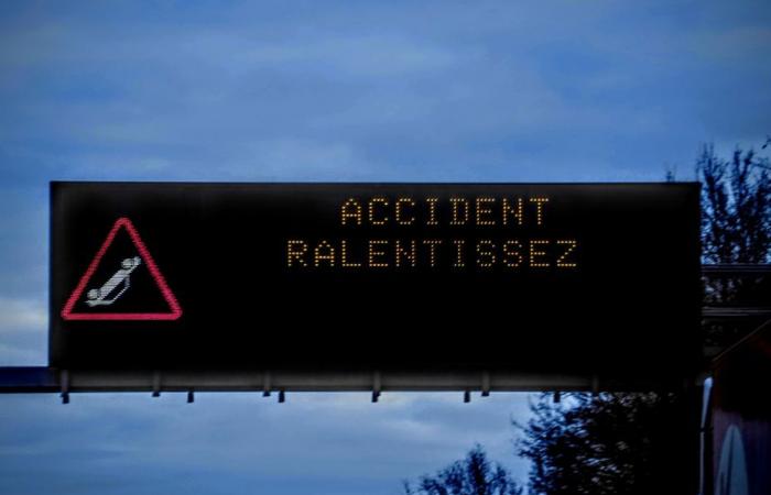 Il ghiaccio nero provoca lo scontro di 17 veicoli sull’autostrada A21 nel Pas-de-Calais