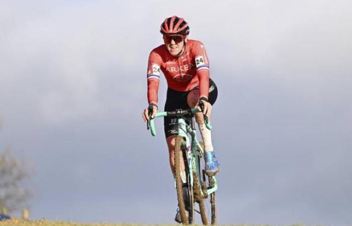 Amandine Fouquenet si incorona campionessa francese di ciclocross davanti a Hélène Clauzel e Célia Gery