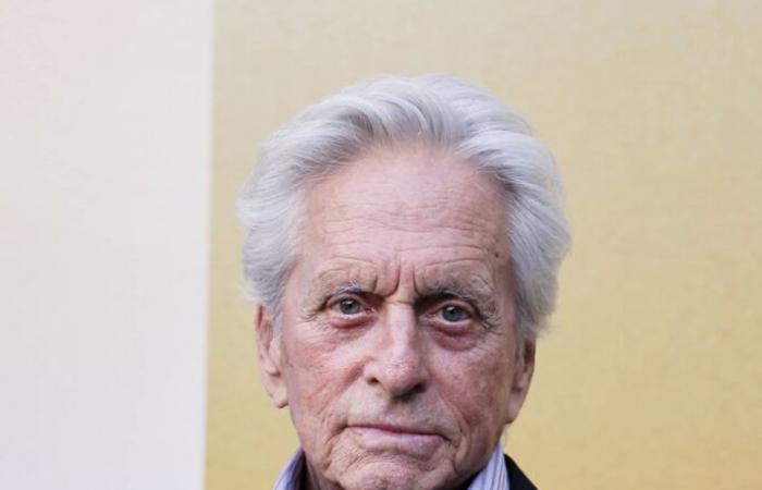 L’appello alla solidarietà di Michael Douglas dopo gli incendi