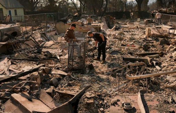 Sedici le vittime degli incendi di Los Angeles