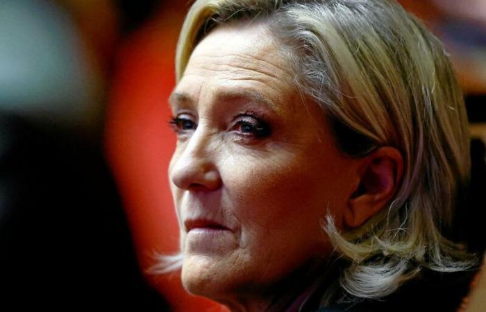 Marine Le Pen risponde a Emmanuel Macron sulla morte di suo padre