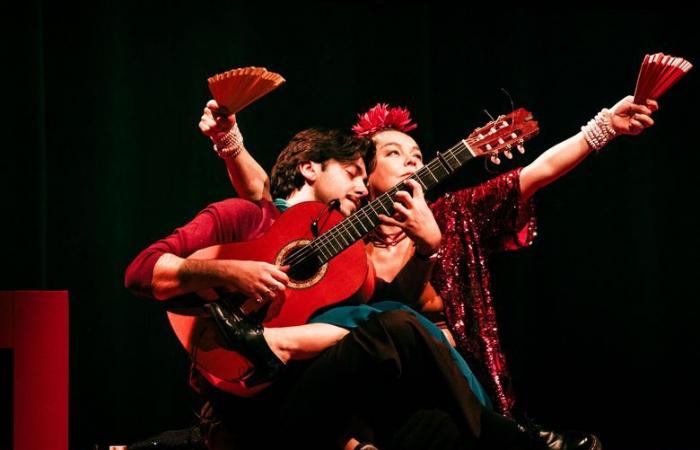 Rocío Molina al Festival Flamenco di Nîmes, autoritratto con tre chitarre