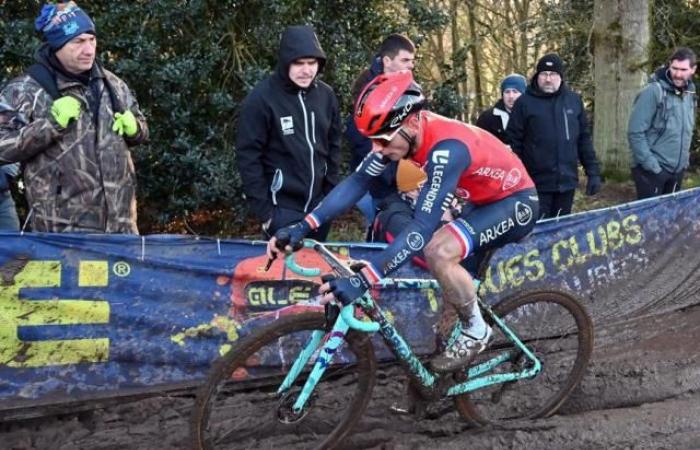 l’emozione di Clément Venturini dopo il suo nuovo titolo nazionale (Campionati di Francia)