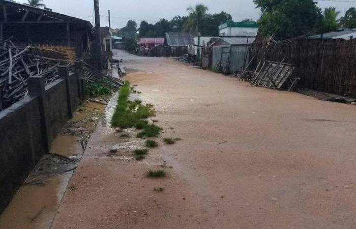 Piogge torrenziali cadono su Mayotte, il prefetto mantiene l’allerta cicloni rossa fino a lunedì sera