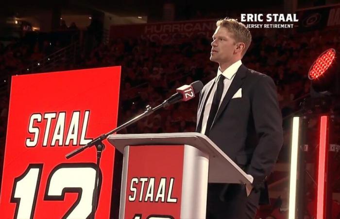 Eric Staal diventa un immortale degli Hurricanes