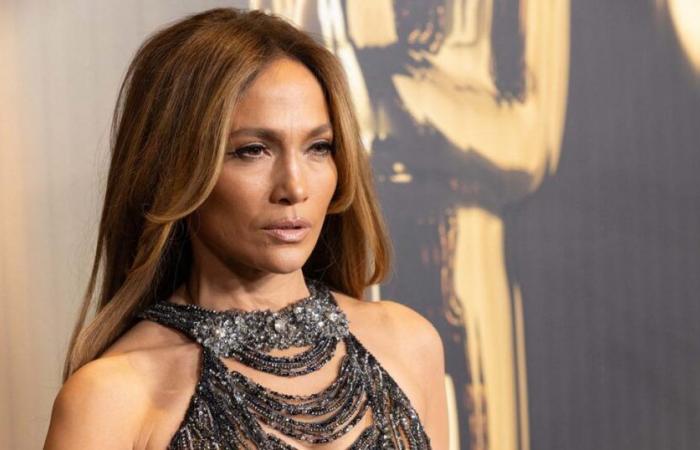 Di fronte agli incendi di Los Angeles, Jennifer Lopez prende una decisione radicale