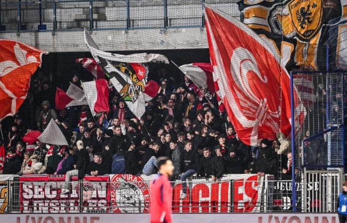 “Siamo rimasti davvero stupiti”, i tifosi del Losc hanno reso omaggio a Jean-Marie Le Pen ad Auxerre