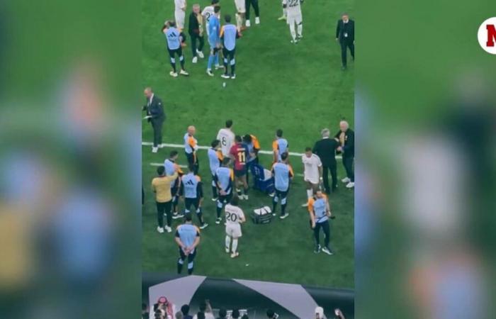 L’esultanza pazzesca del Barça: e il gesto di Raphinha con tutti i giocatori del Real Madrid