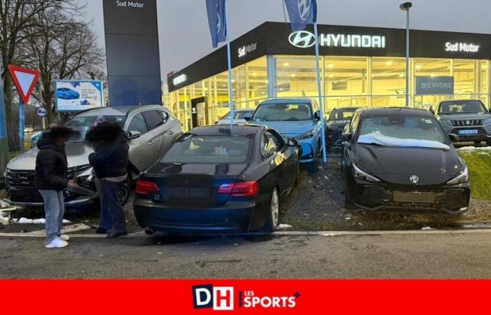 Un’auto si scontra con diversi veicoli nuovi sul Quai d’Arona, a Huy