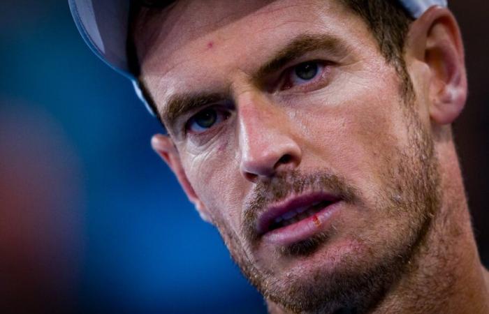 “Murray non è rimasto per l’intervista in campo di Djokovic. Non penso che sia abituato a stare seduto a guardare una partita per tre ore. L’ho visto allungare la schiena alla fine, è dura anche in area”