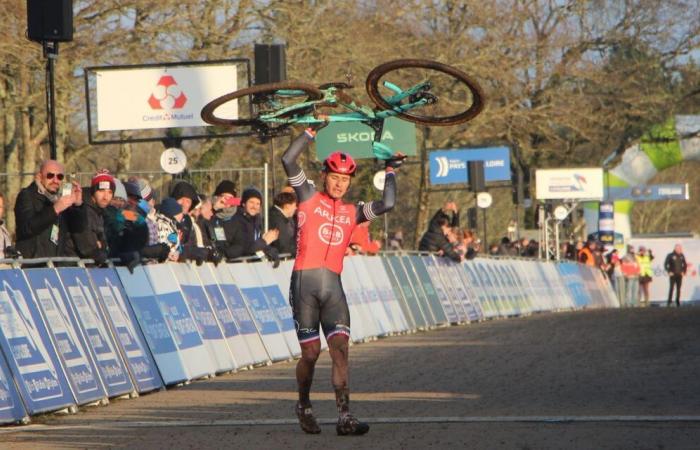 Campionati francesi di ciclocross: con Venturini e Fouquenet, Arkéa-B&B Hotels fa doppietta, rivivi il live action