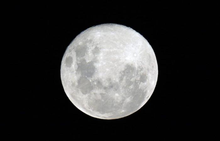 Qual è la Luna piena del Lupo, la prima del 2025?