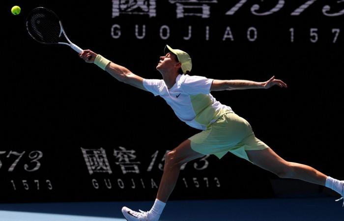 Peccatore con autorità, già porta per Tsitsipas