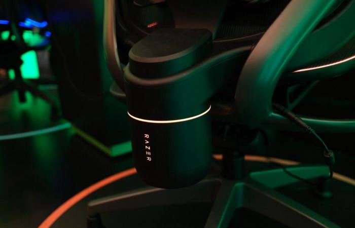 Massimo comfort o gadget? Abbiamo testato la sedia riscaldata e raffreddata di Razer