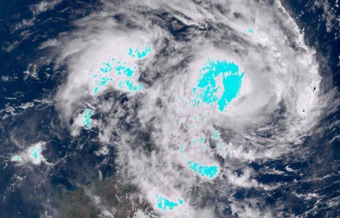 Dopo il passaggio della tempesta tropicale Dikeledi, Mayotte è ancora in allerta rossa